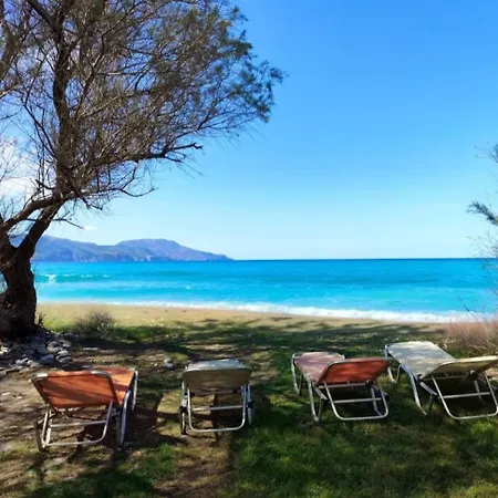 Beachfront 4 Bedroom Apartment, First Floor